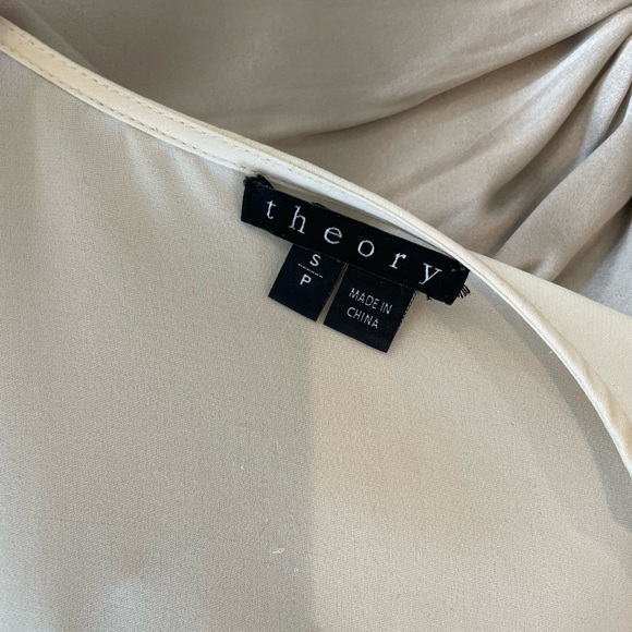 100% Silk Theory Blouse (size small) - Picture 6 of 7